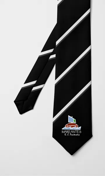 Corbata negra de rayas diagonales blancas con el escudo del club