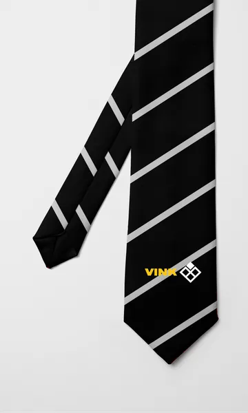 Corbata negra de rayas diagonales blancas con el logotipo de Vink